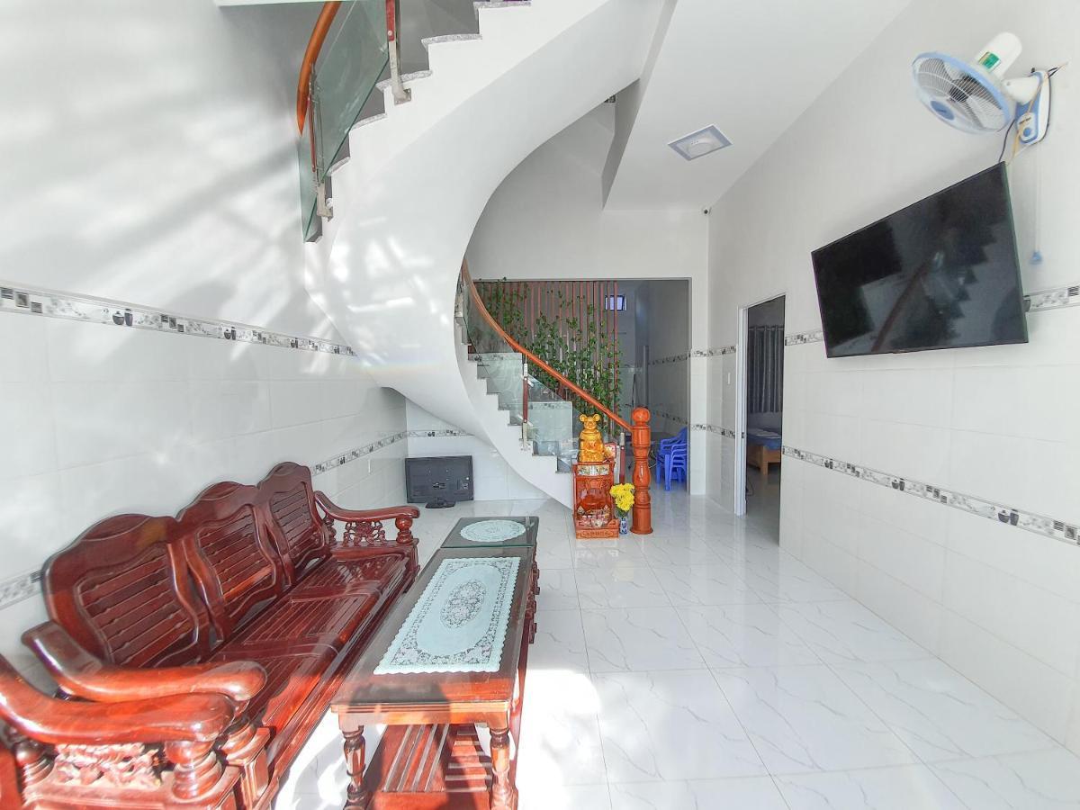 Muoi Homestay Chi Khu Co Ong Exteriör bild